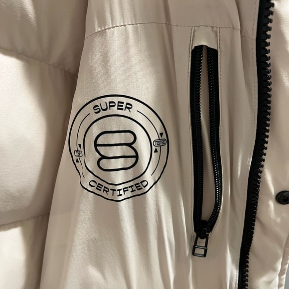 The Aritzia Super Puff Long in Matte Pearl Size Small Puffer Jacket - Picture 4 of 7